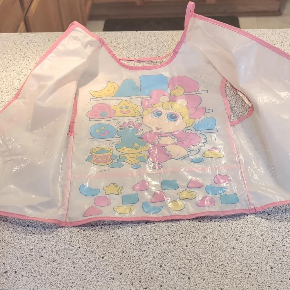 Vintage 1989 Vinyl Bib Miss Piggy And Kermit The Frog Arm Holes Food Catcher